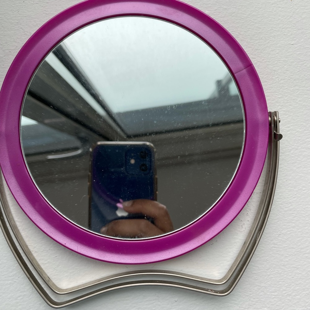 Makeup mirror - Picture 4 of 4
